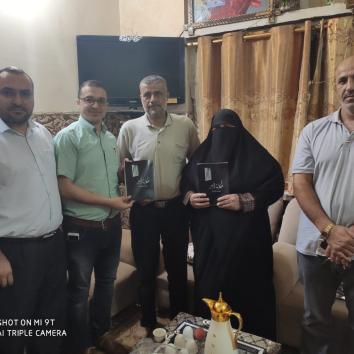 زيارة عائلة الأسير خالد السيلاوي من قطاع غزة